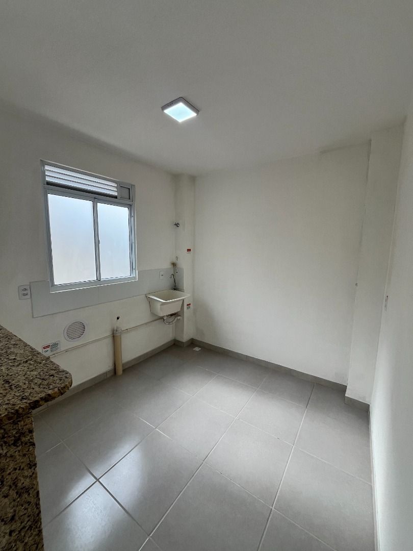 Apartamento com 2 quartos para aluguel, 45m² - Dona Mercedes - Gravataí: 