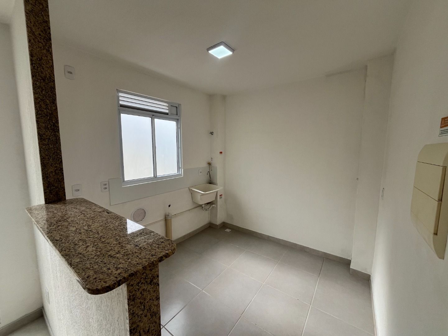 Apartamento com 2 quartos para aluguel, 45m² - Dona Mercedes - Gravataí: 
