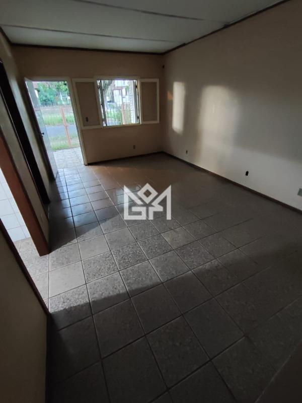 Casa com 3 quartos para aluguel, 40m² - Rubem Berta - Porto Alegre: 