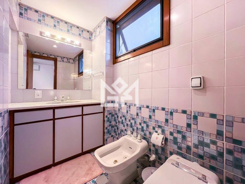 Apartamento com 4 quartos à venda, 278,39m² - Moinhos de Vento - Porto Alegre: 