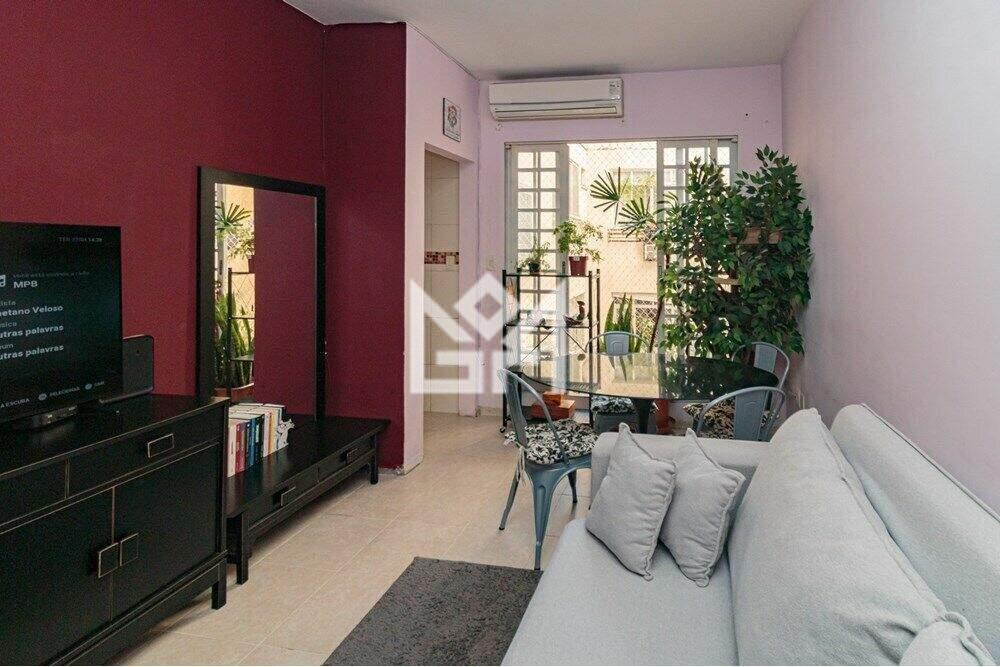 Apartamento com 1 quarto à venda, 46m² - Petrópolis - Porto Alegre: 