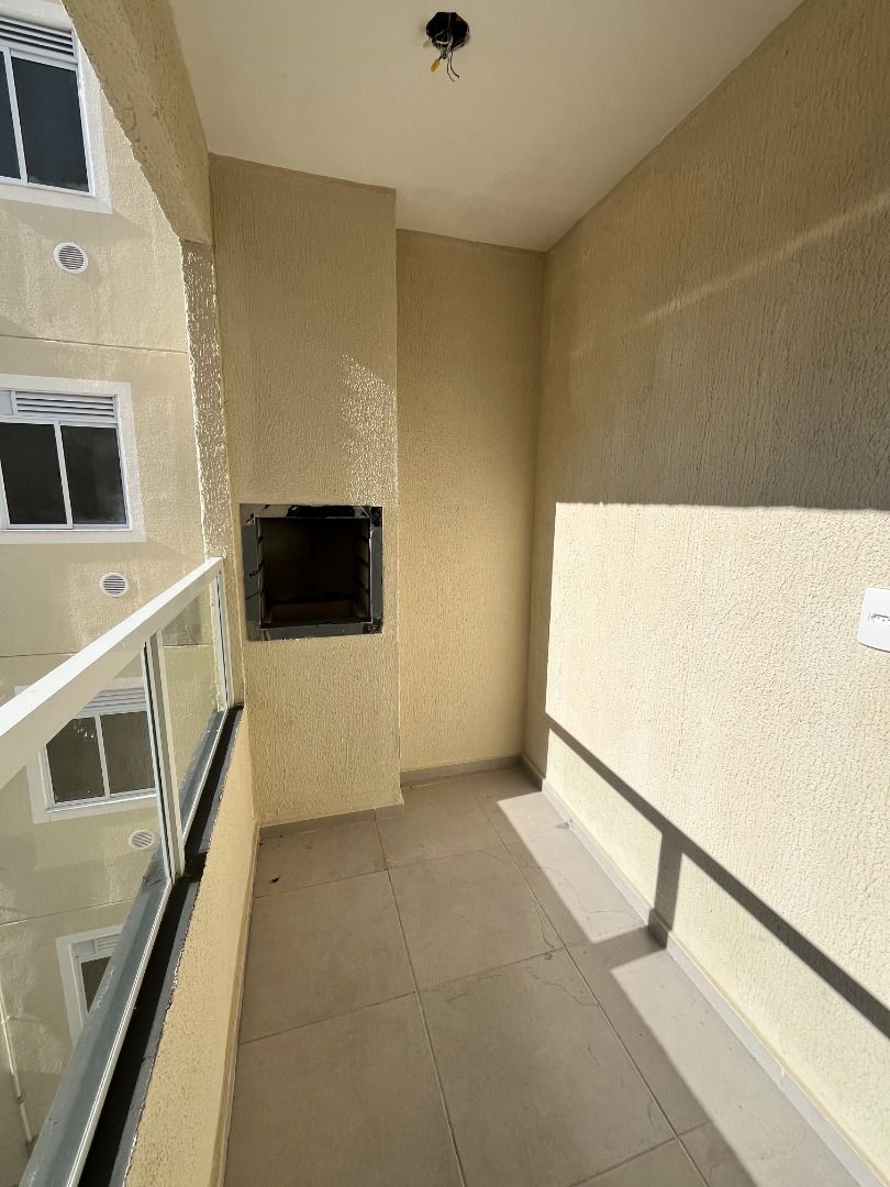 Apartamento com 2 quartos para aluguel, 42m² - Natal - Gravataí: 