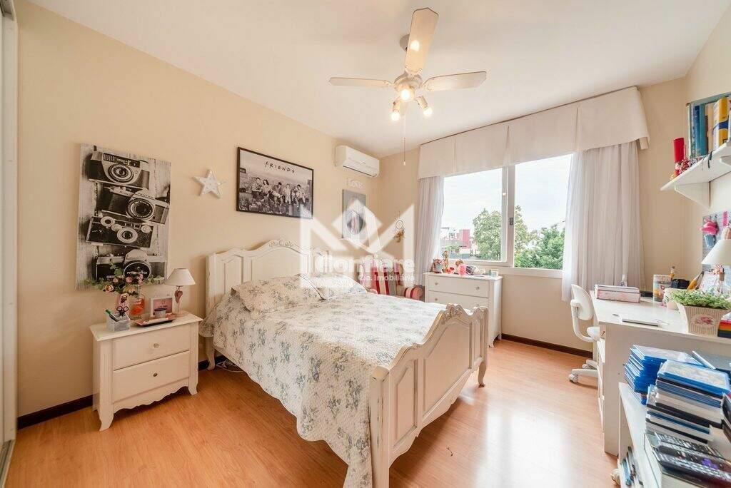 Apartamento com 4 quartos à venda, 201,6m² - Petrópolis - Porto Alegre: 