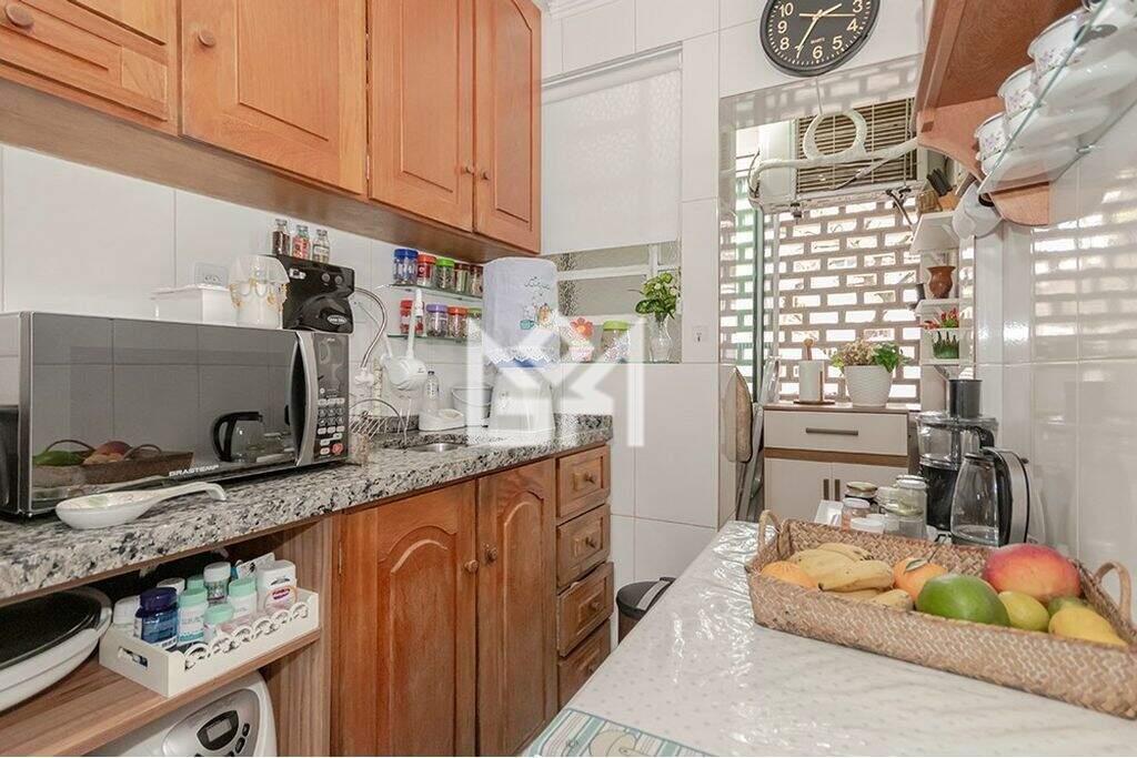 Apartamento com 3 quartos à venda, 79m² - Menino Deus - Porto Alegre: 