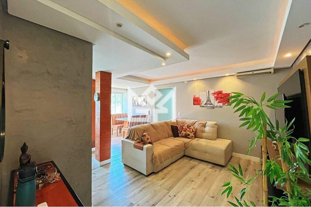 Apartamento com 3 quartos à venda, 67m² - Guarujá - Porto Alegre: 