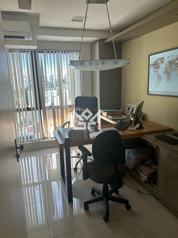 Sala/Conjunto Comercial com à venda, 46m² - Azenha - Porto Alegre: 