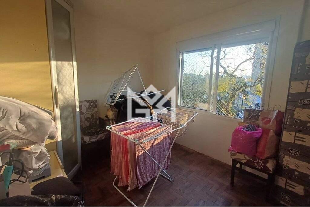 Apartamento com 4 quartos à venda, 77m² - Passo Da Areia - Porto Alegre: 