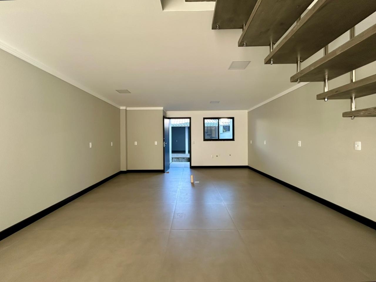 Sobrado Geminado à venda no Velha: 