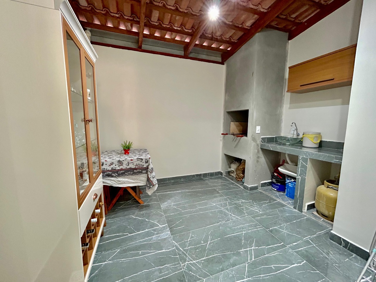 Sobrado Geminado à venda no Velha Central: 