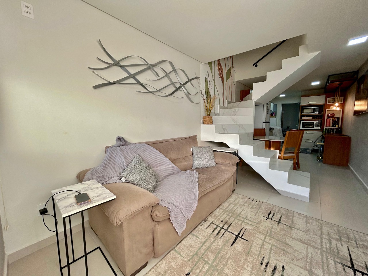 Sobrado Geminado à venda no Velha Central: 