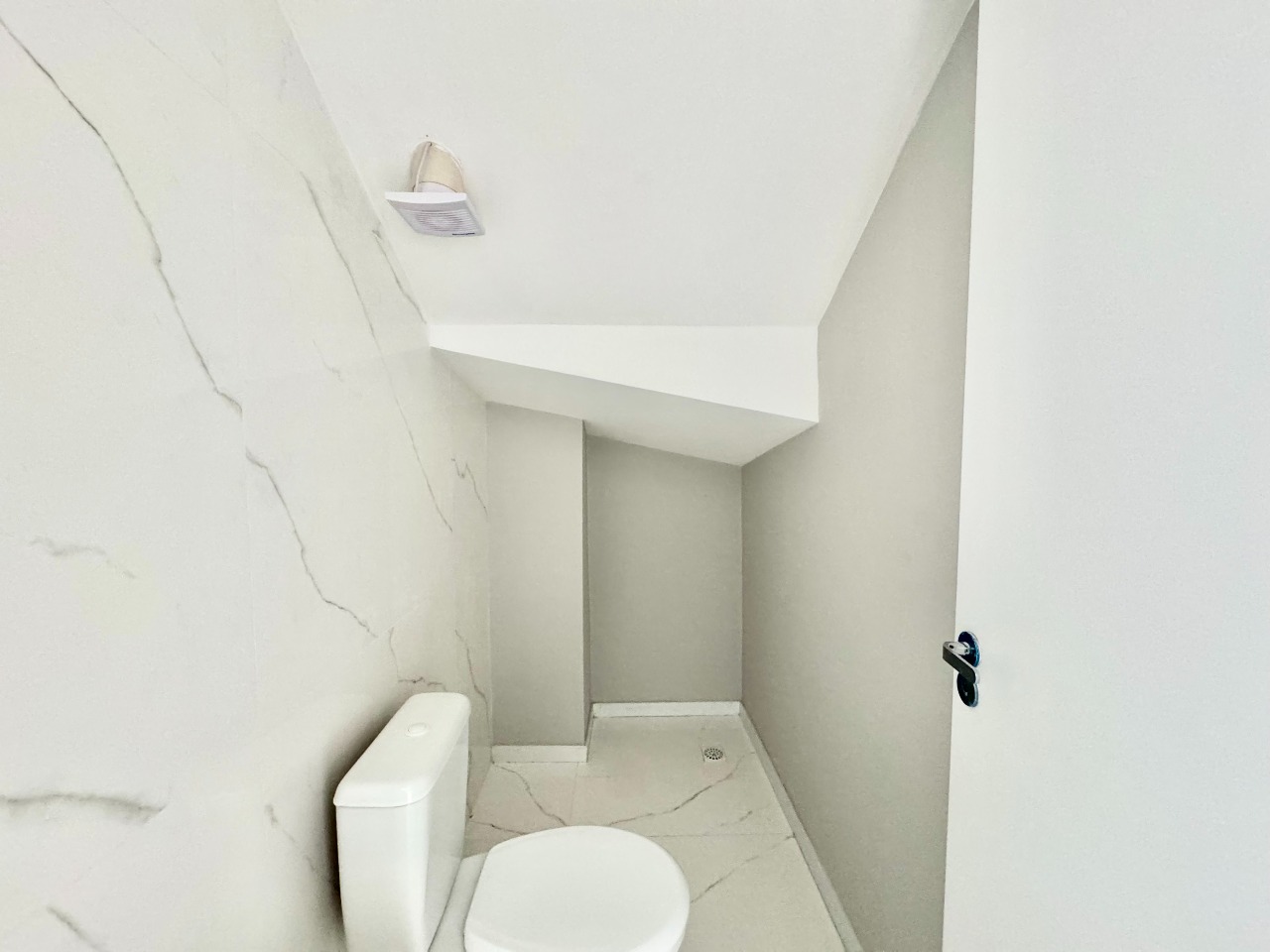 Sobrado Geminado à venda no Passo Manso: 