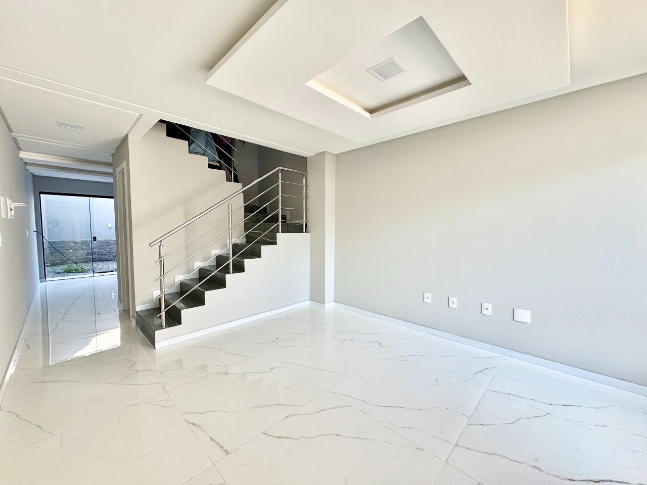 Sobrado Geminado à venda no Passo Manso: 