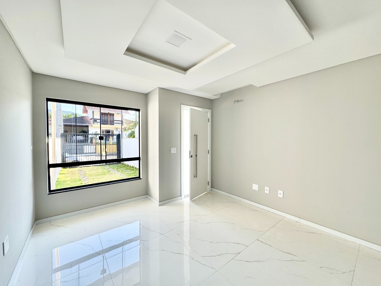 Sobrado Geminado à venda no Passo Manso: 