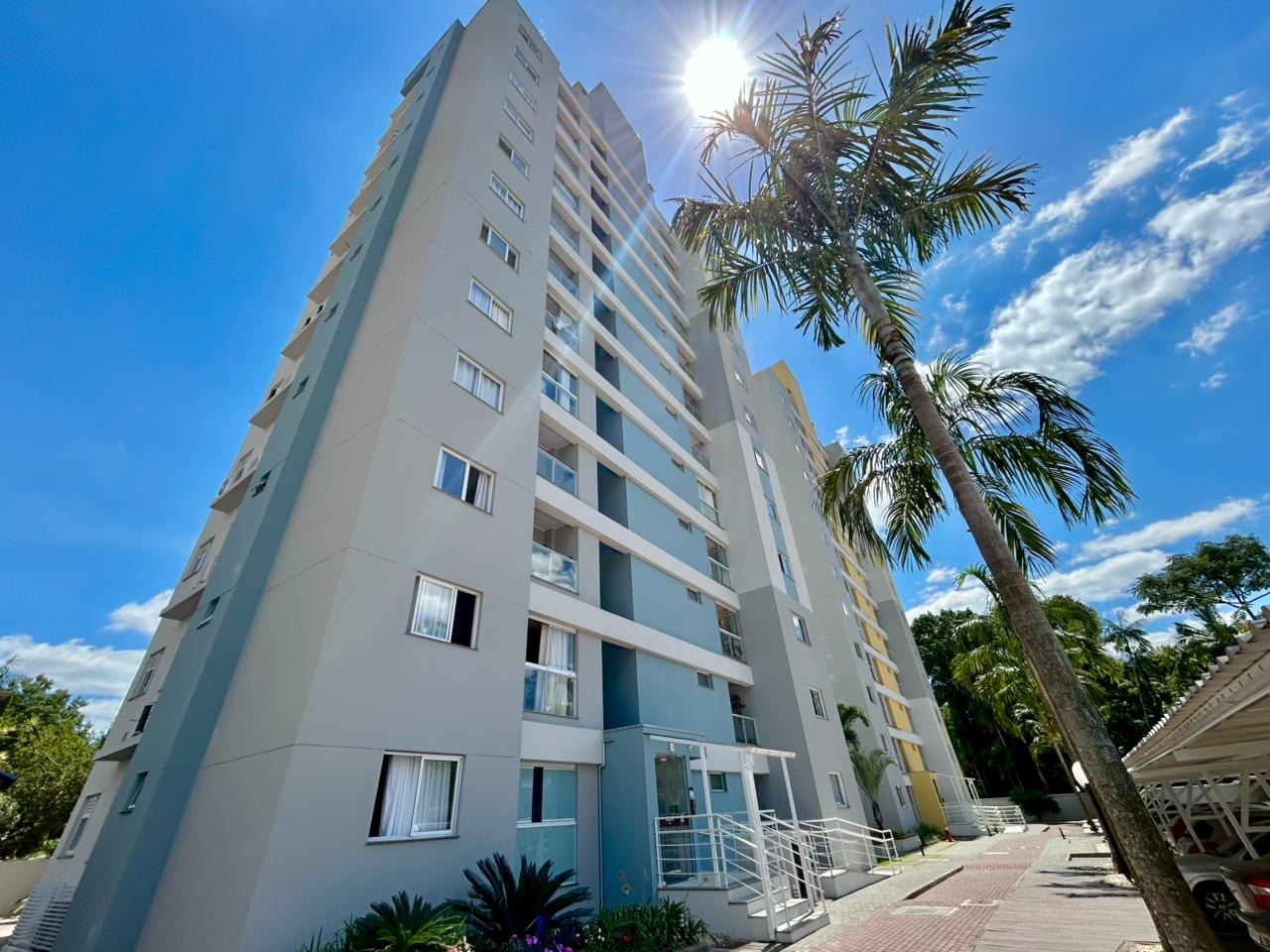 Apartamento à venda no Escola Agrícola: 