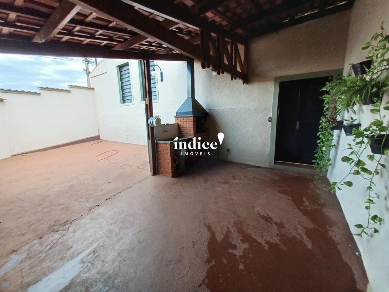 Casas para à venda no Parque dos Bandeirantes na cidade de Ribeirão Preto: Garagem 2 e área de churrasco