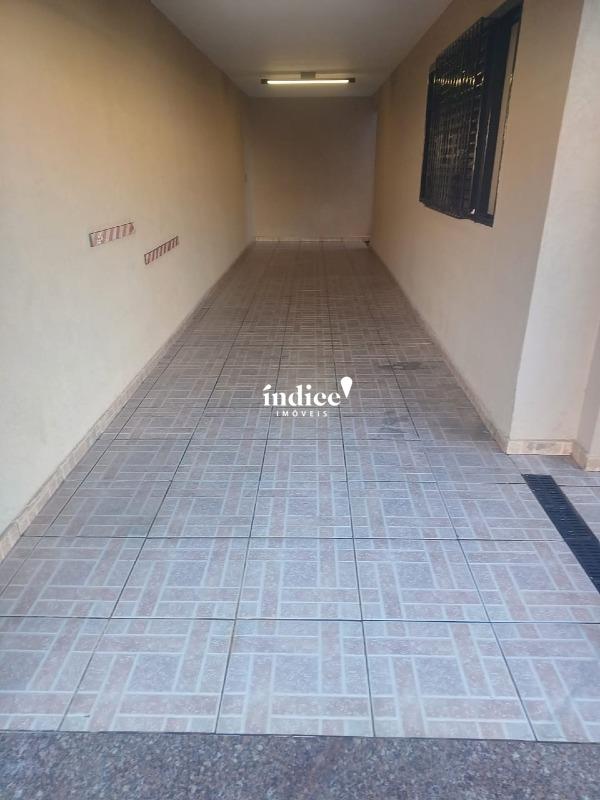 Casas para à venda no Parque dos Bandeirantes na cidade de Ribeirão Preto: Garagem 1