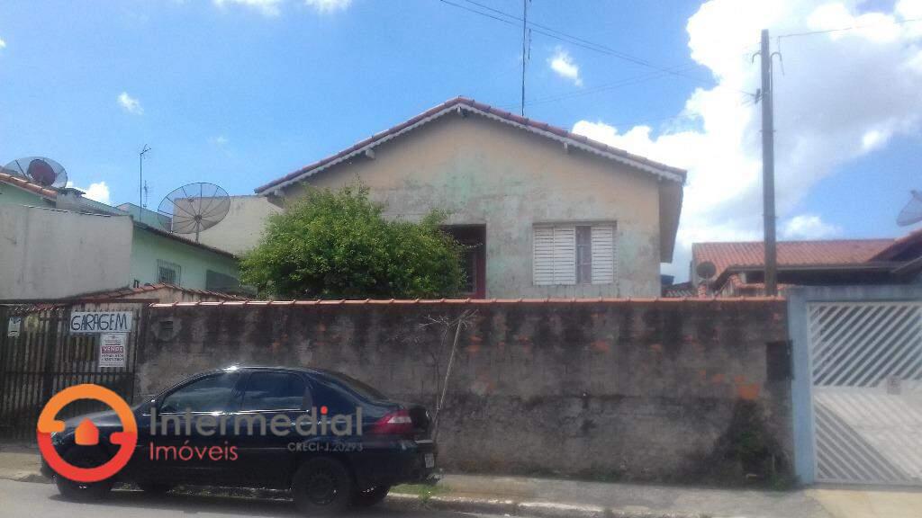 Casa à venda no Águia da Castelo: 