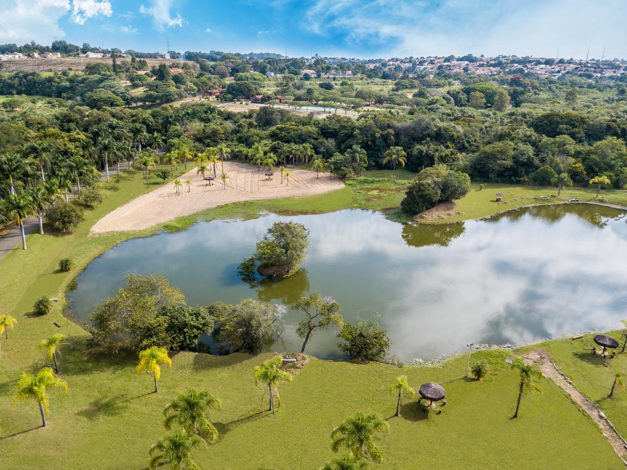 Lote em condomínio à venda no Residencial Haras Inga Mirim: 