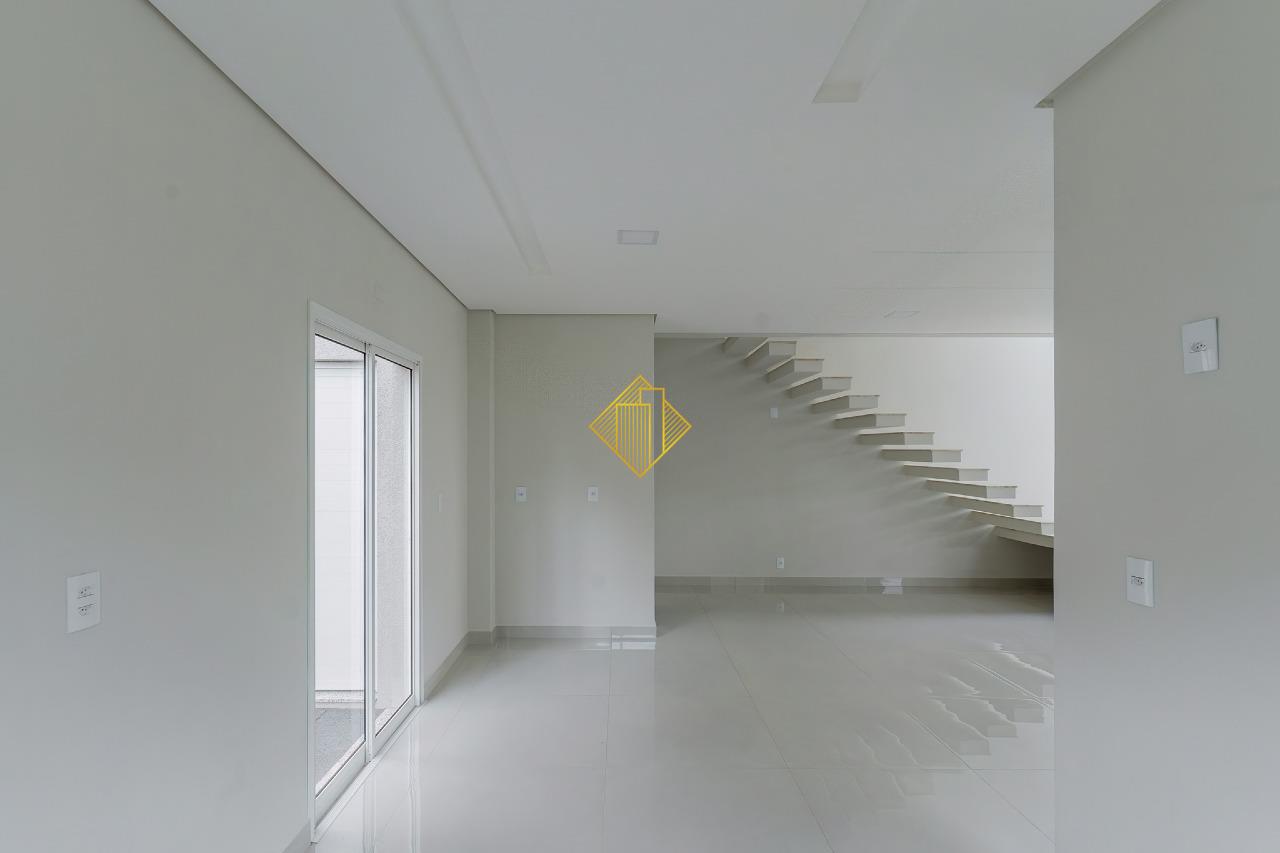 Sobrado à venda no Cancelli: 