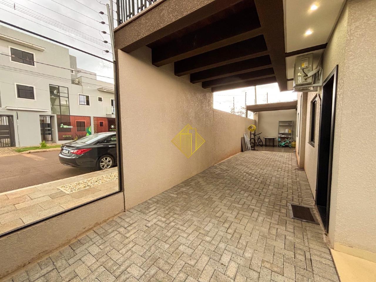 Sobrado à venda no Recanto Tropical: 