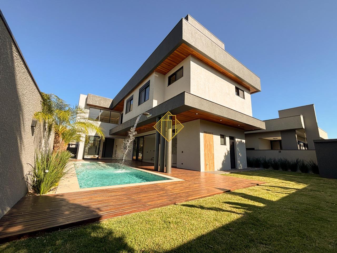 Sobrado à venda no FAG: 