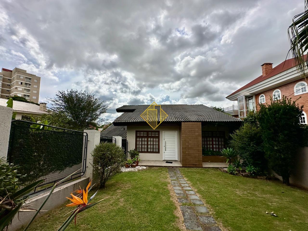 Sobrado para aluguel no Country: 