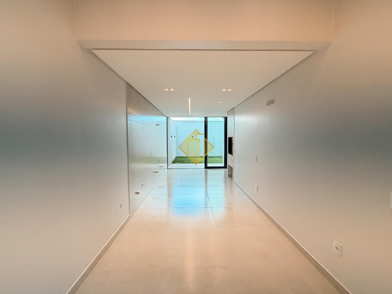 Casa à venda no Universitário: 