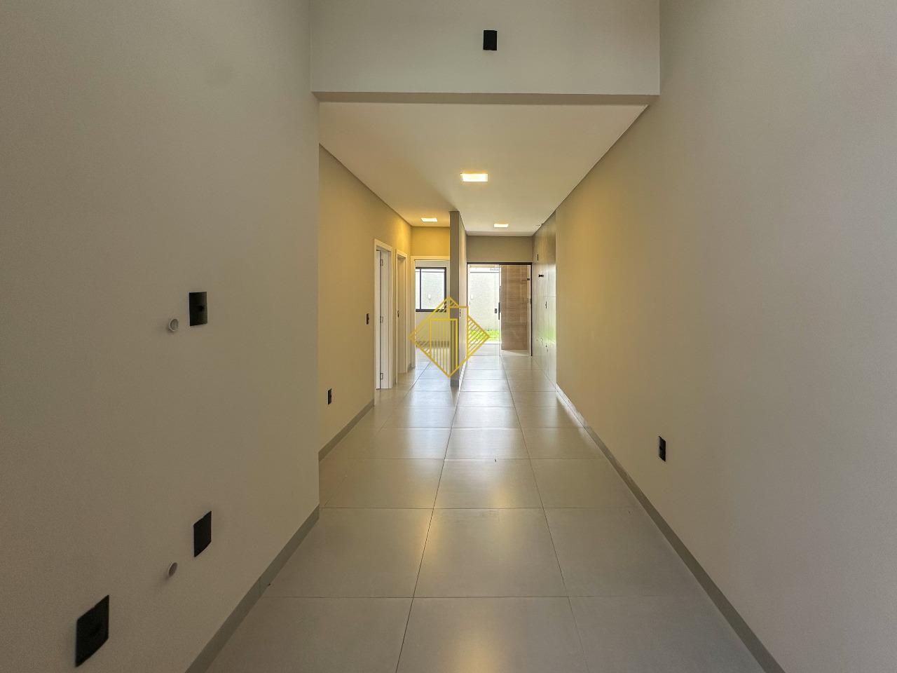 Casa à venda no Esmeralda: 