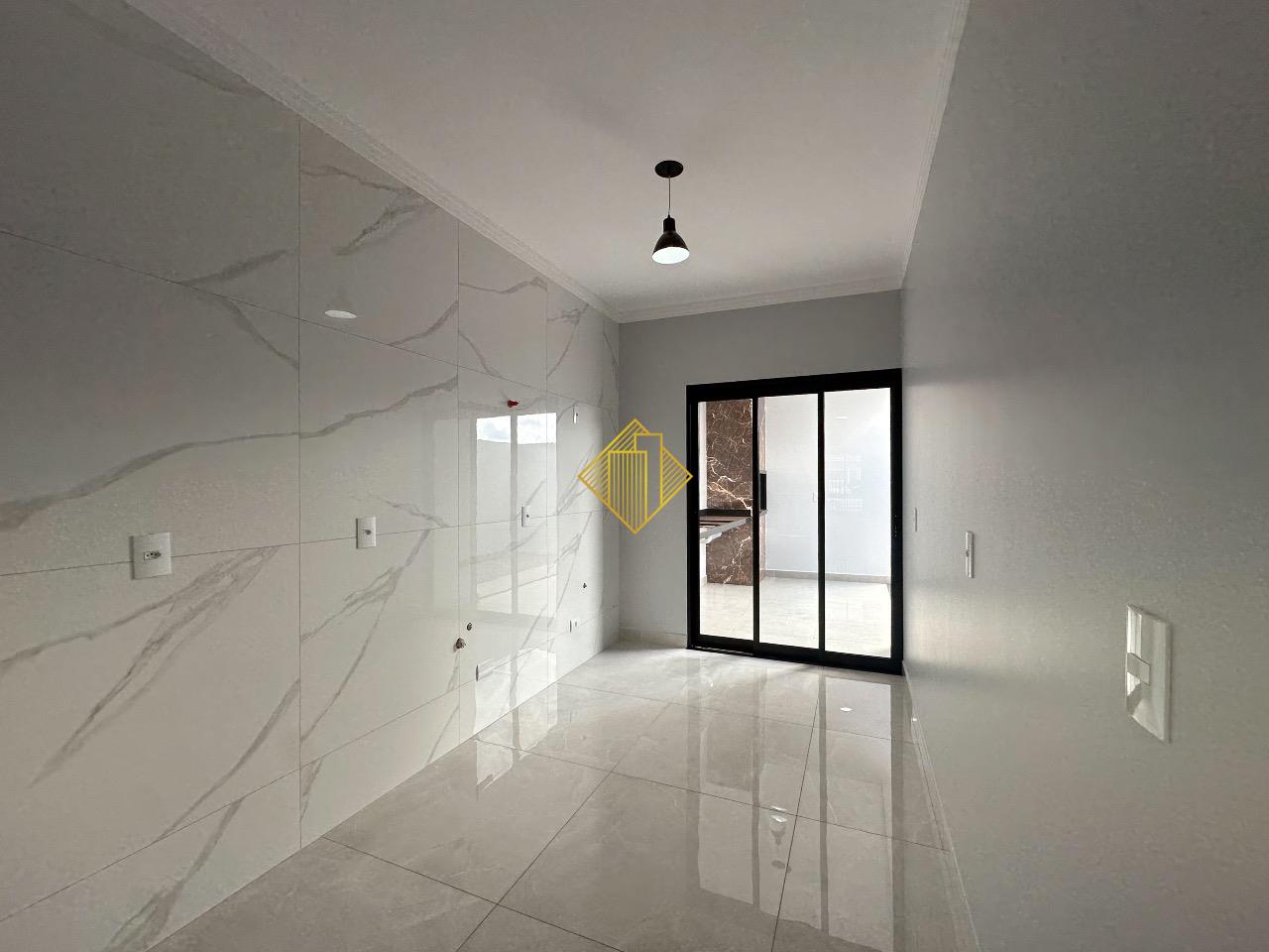 Casa à venda no Esmeralda: 