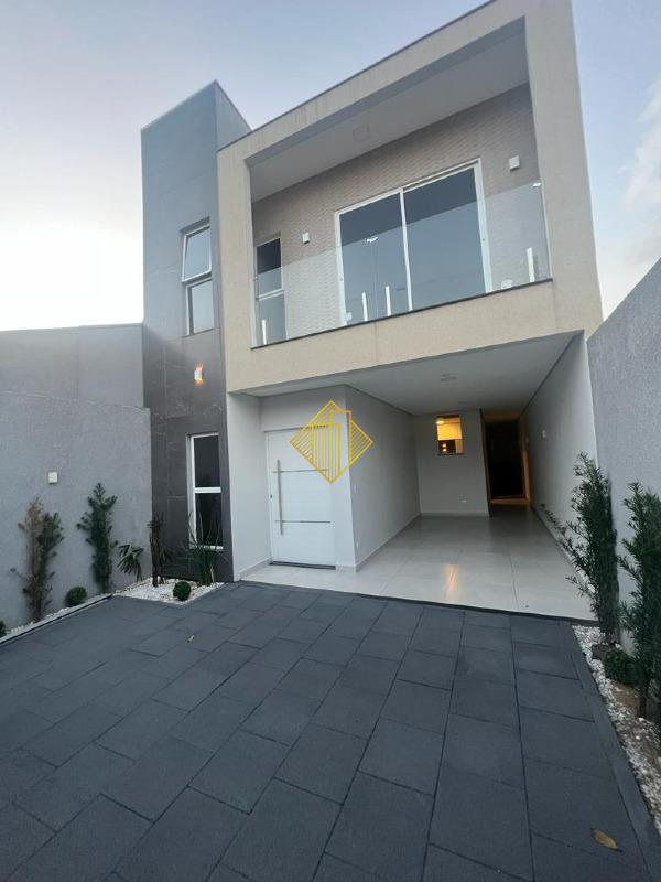 Sobrado à venda no Recanto Tropical: 