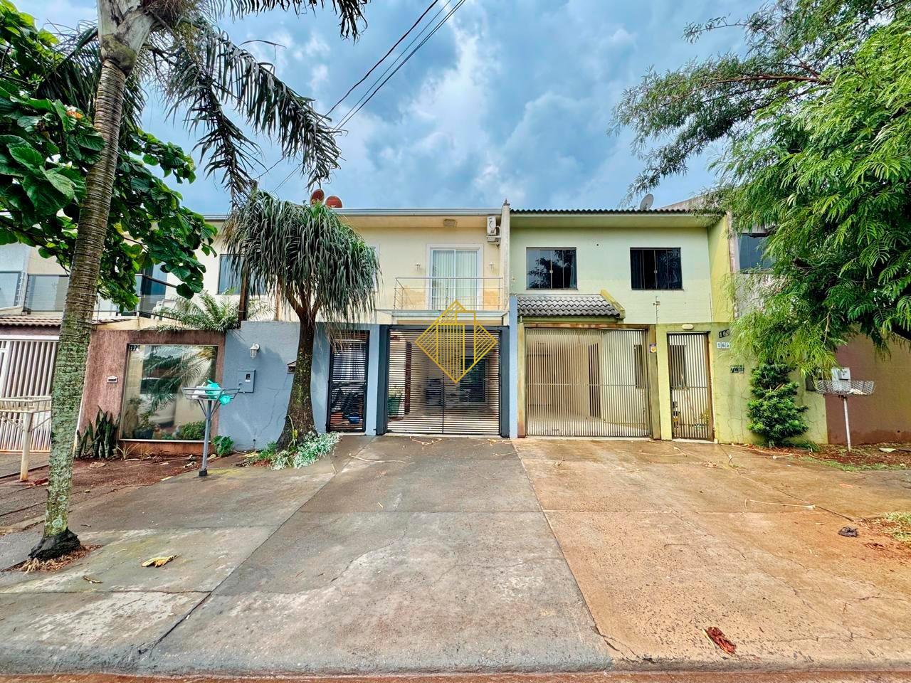 Sobrado à venda no Pioneiros Catarinenses: 