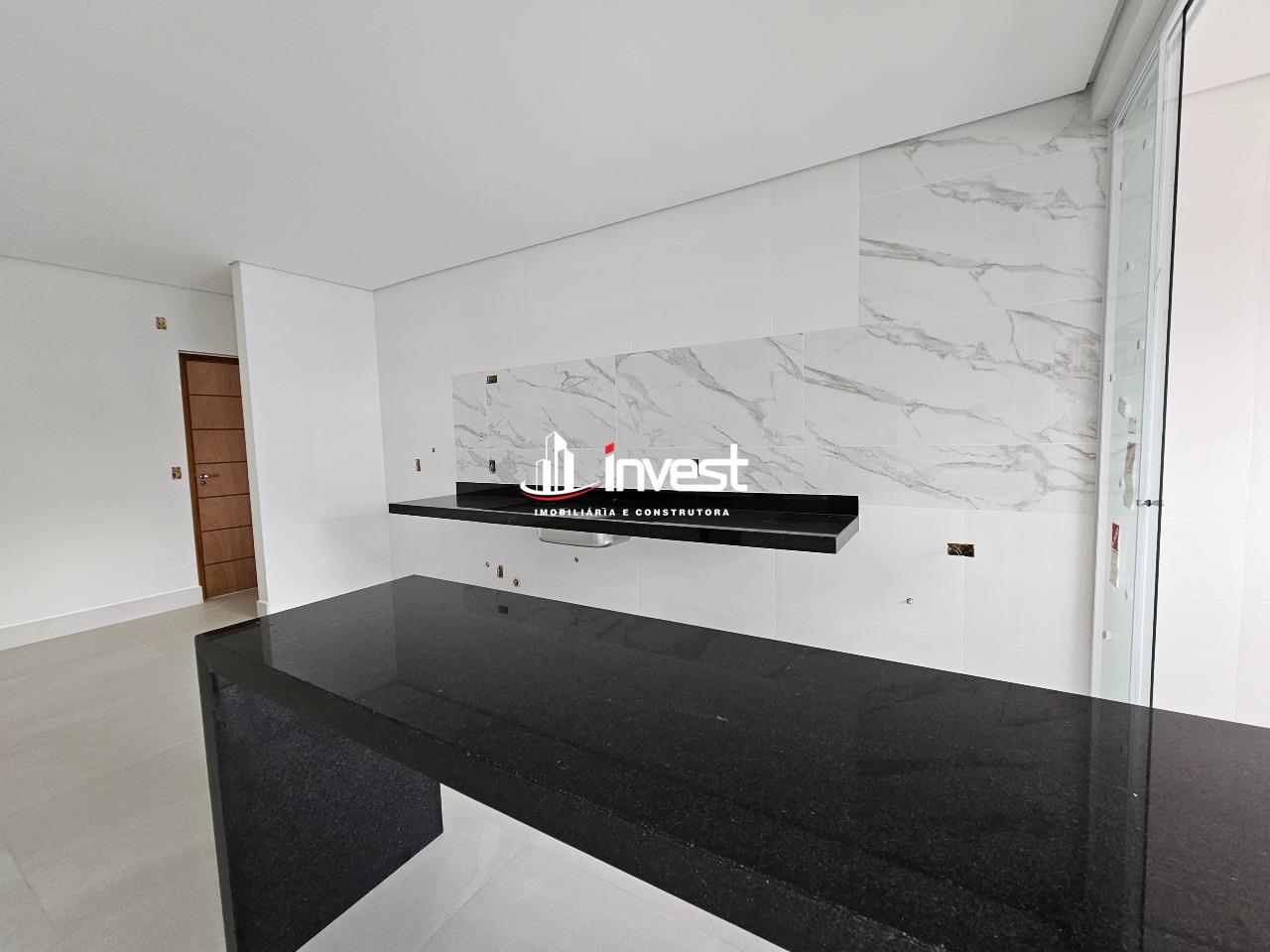 Apartamento à venda no Mercês: 