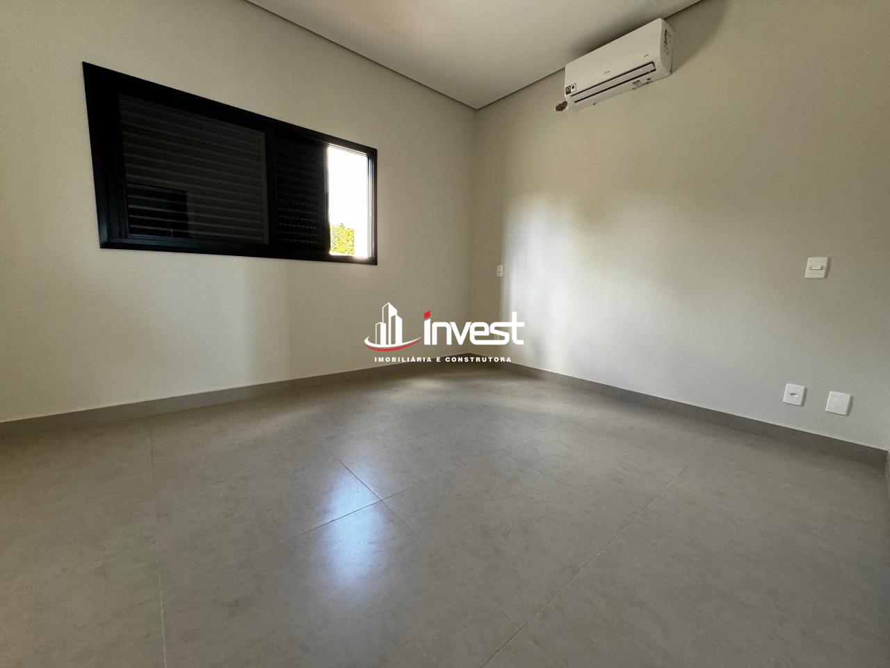 Casa Condomínio à venda no Centro: 