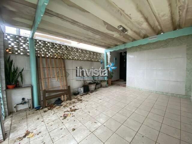 C&oacute;digo: 11094 R$ 750.000,00 Casa &agrave; venda no bairro Ponta da Praia 140 m&sup2; 3 quartos 1 vaga - Santos