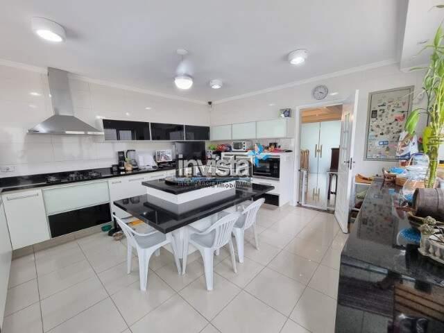 Casa &agrave; venda no bairro Boqueir&atilde;o - Santos