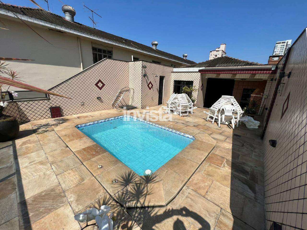 C&oacute;digo: 18115 R$ 2.300.000,00 Casa &agrave; venda no bairro Embar&eacute; 360 m&sup2; 5 quartos 3 vagas - Santos