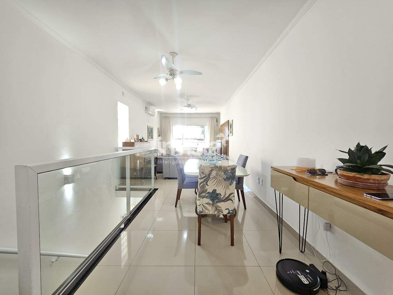 Casa &agrave; venda no bairro Ponta da Praia - Santos