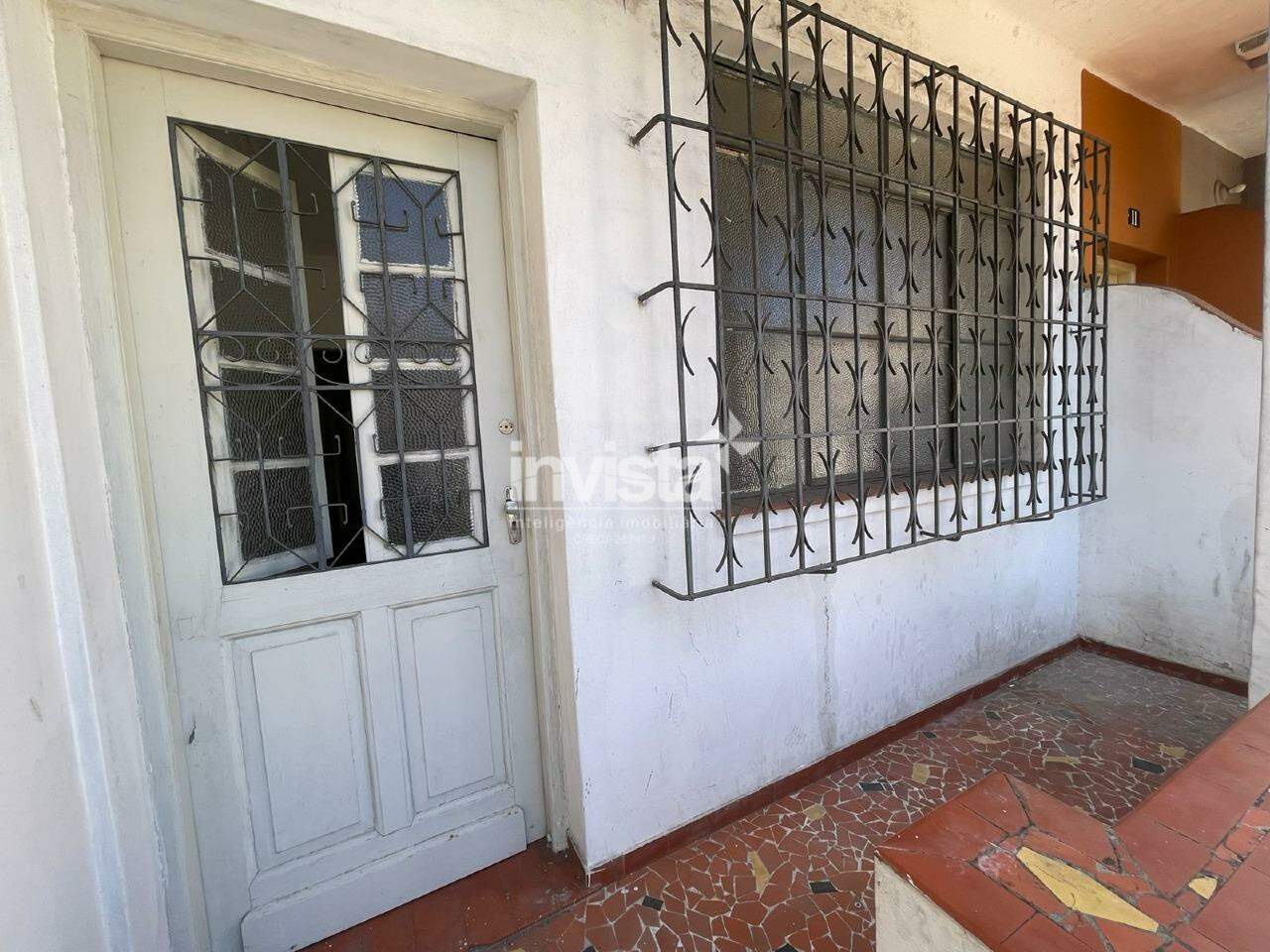 C&oacute;digo: 21266 R$ 750.000,00 Casa &agrave; venda no bairro Gonzaga 104 m&sup2; 2 quartos 1 vaga - Santos