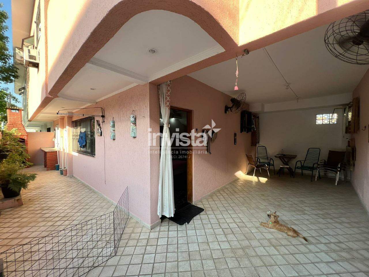 C&oacute;digo: 21597 R$ 960.000,00 Casa &agrave; venda no bairro Estu&aacute;rio 145 m&sup2; 3 quartos 2 vagas - Santos