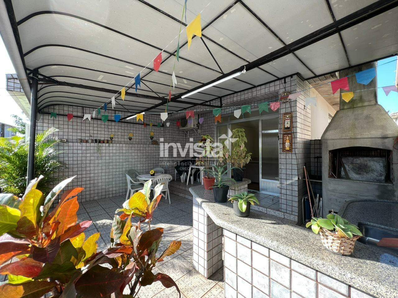 C&oacute;digo: 21842 R$ 1.030.000,00 Casa &agrave; venda no bairro Campo Grande 197 m&sup2; 3 quartos 2 vagas - Santos