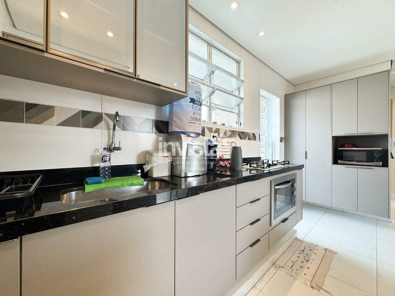 Apartamento Reformado 2 dormit&oacute;rios no Macuco - Santos