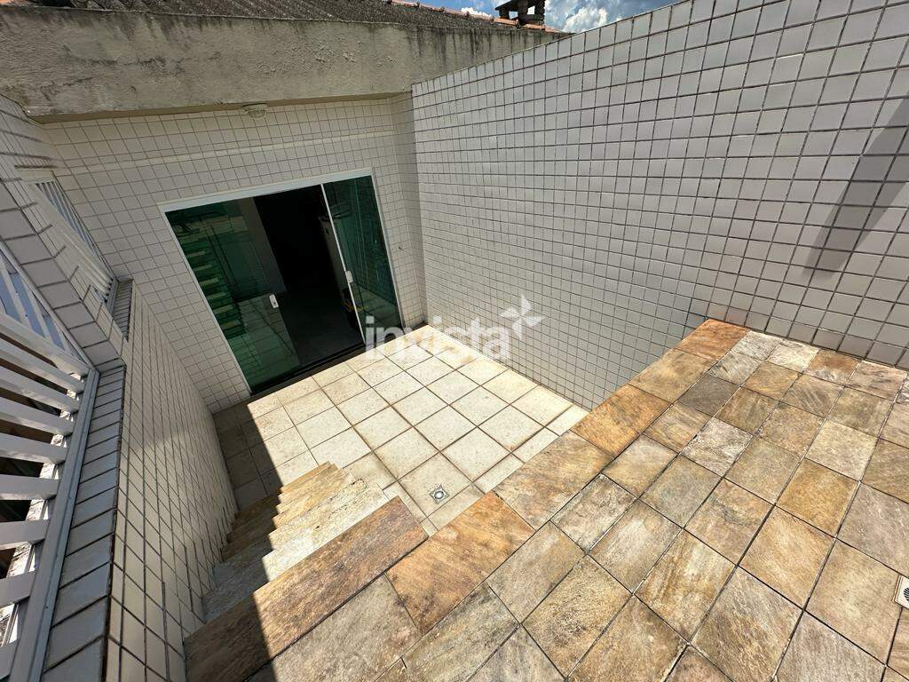 Casa &agrave; venda no bairro Embar&eacute; - Santos