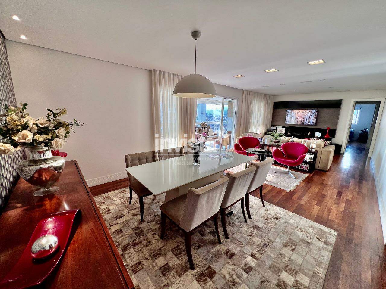 C&oacute;digo: 28110 R$ 2.000.000,00 Apartamento &agrave; venda no bairro Embar&eacute; 155 m&sup2; 3 quartos 2 vagas - Santos