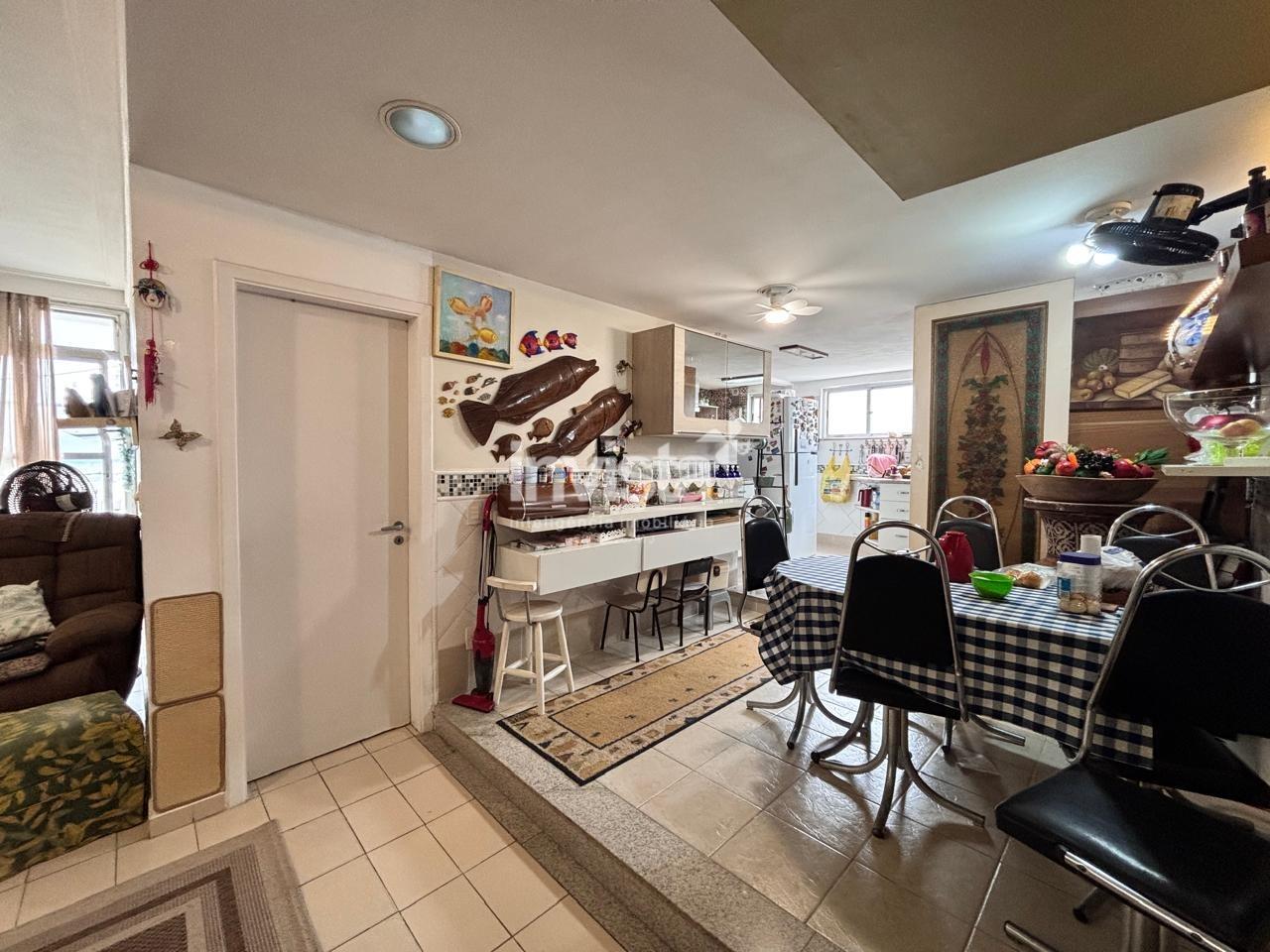 Apartamento a venda no bairro Gonzaga - Santos