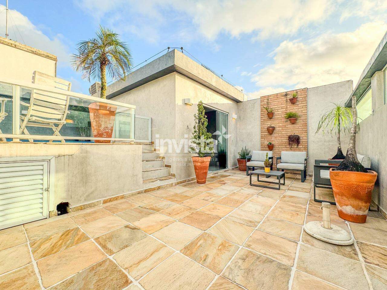 C&oacute;digo: 31422 R$ 2.250.000,00 Cobertura &agrave; venda no bairro Ponta da Praia 212 m&sup2; 2 quartos 2 vagas - Santos