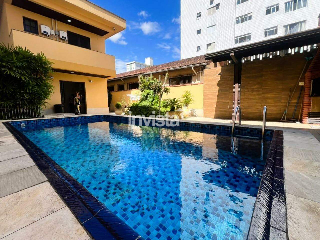 C&oacute;digo: 31652 R$ 2.300.000,00 Casa &agrave; venda no bairro Marap&eacute; 280 m&sup2; 4 quartos 3 vagas - Santos