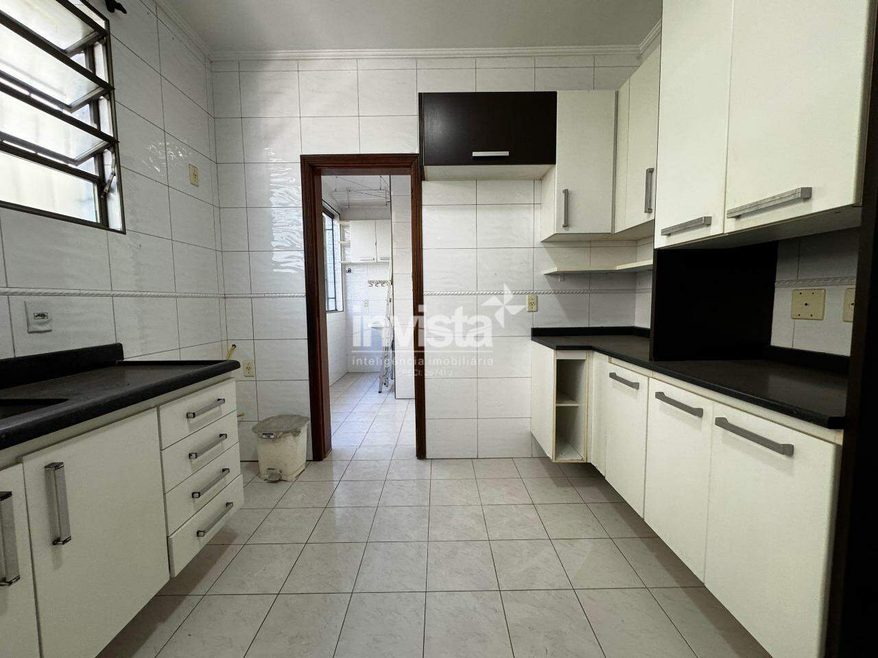 Casa &agrave; venda no bairro Embar&eacute; - Santos