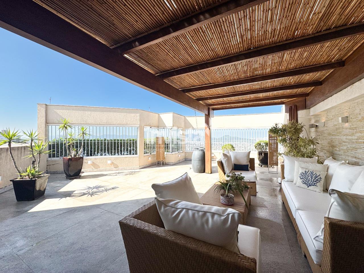 C&oacute;digo: 35208 R$ 12.000.000,00 Cobertura &agrave; venda no bairro Ponta da Praia 467 m&sup2; 4 quartos 5 vagas - Santos