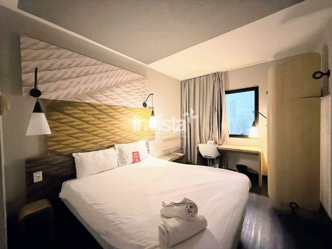 C&oacute;digo: 36054 R$ 290.000,00 Flat &agrave; venda no bairro Boqueir&atilde;o 22 m&sup2; 1 quarto 1 vaga - Santos