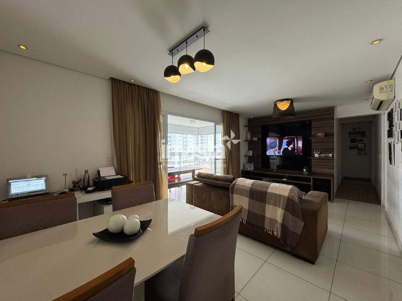 C&oacute;digo: 36688 R$ 960.000,00 Apartamento &agrave; venda no bairro Ponta da Praia 111 m&sup2; 3 quartos 2 vagas - Santos